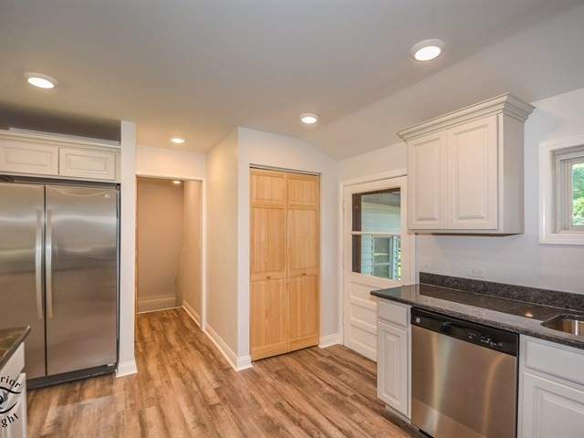 99 Osage Ct, Oswego, IL 60543 - photo 1