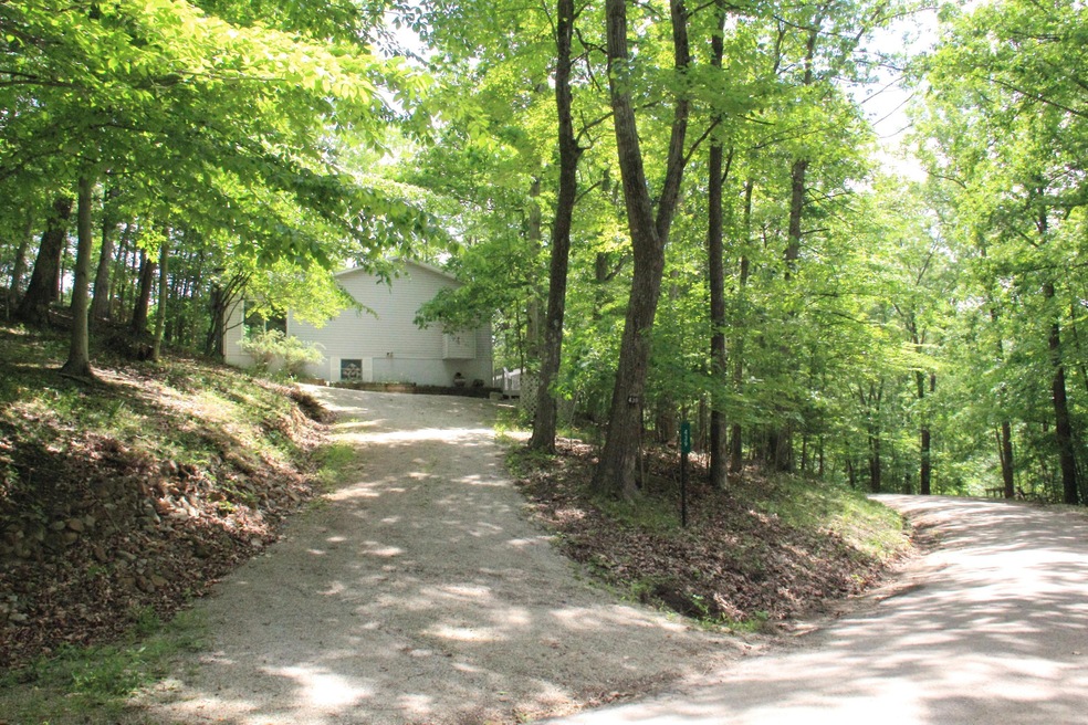 439 Kusa Lane, Hide-A-Way Hills