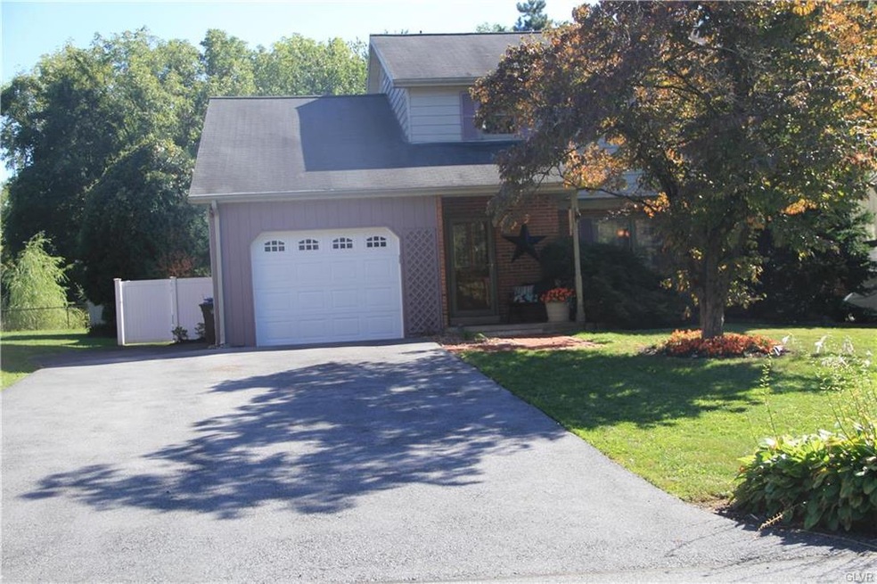 4038 W Walnut St, Allentown, PA 18104 - photo 1