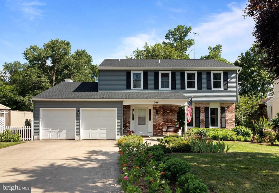 306 Wheatsheaf Ln, Langhorne, PA 19047 - photo 1