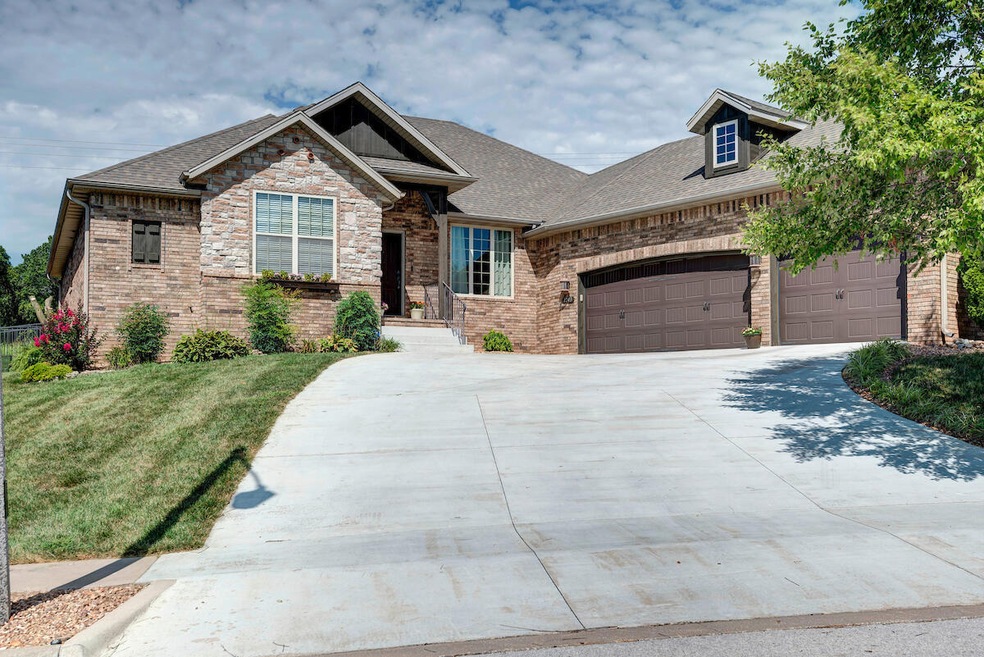 1243 S Rosemoor Dr, Nixa, MO 65714 - photo 1