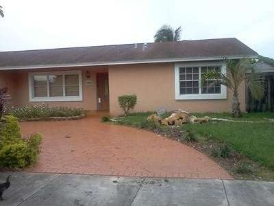 14983 SW 65th Terrace, Miami, FL 33193 - photo 1