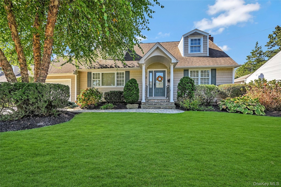 8 Harmony Ct, Syosset, NY 11791 - photo 1
