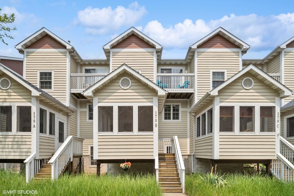 170 Lake Shore Dr unit B, Michigan City, IN 46360 - photo 1