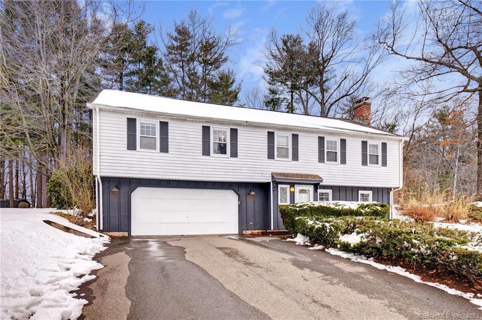 32 Northfield Rd, Enfield, CT 06082 - photo 1