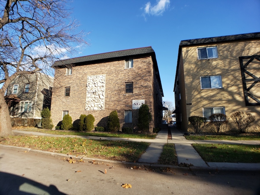 1124 Dunlop Ave unit 2D, Forest Park, IL 60130 - photo 1