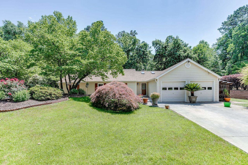 5808 Bay Pointe Sound NW, Acworth, GA 30101 - photo 1