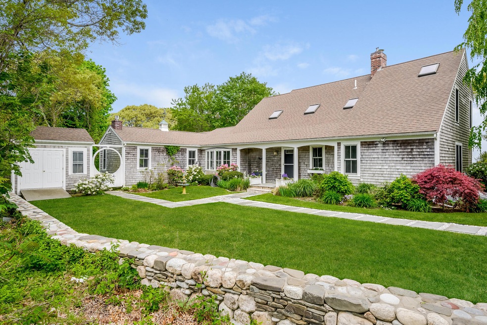 73 Harris Meadow Ln, Barnstable, MA 02630 - photo 1