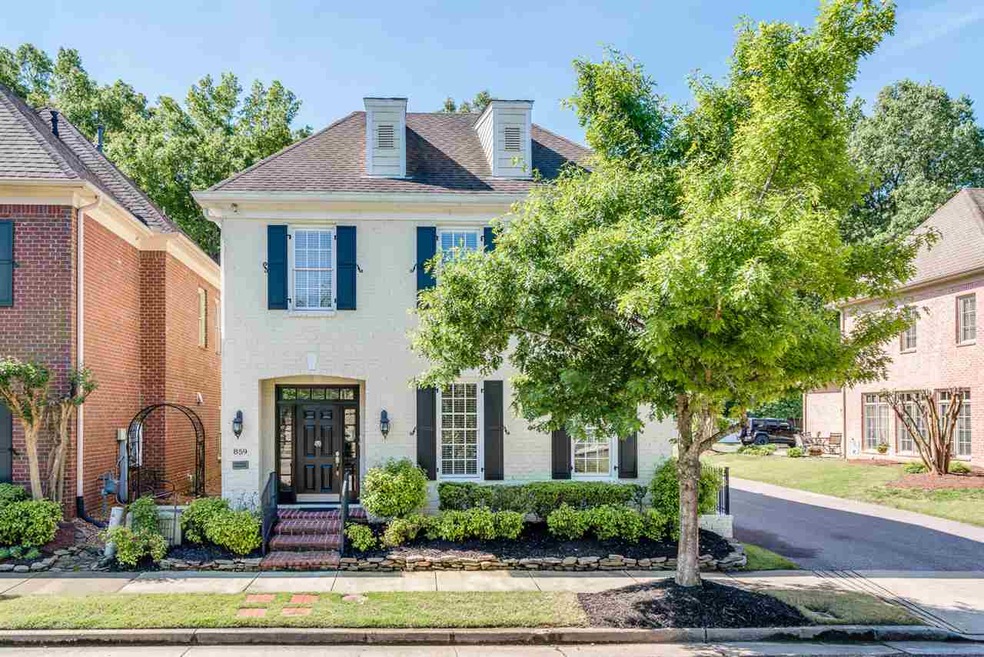 Located in the beautiful neighborhood of Schilling