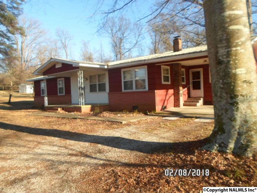 1808 Moody Ridge Rd, Scottsboro, AL 35768 - photo 1