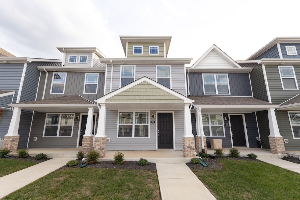 122 Davis Ridge Ln, Clarksville, TN 37040 - photo 1