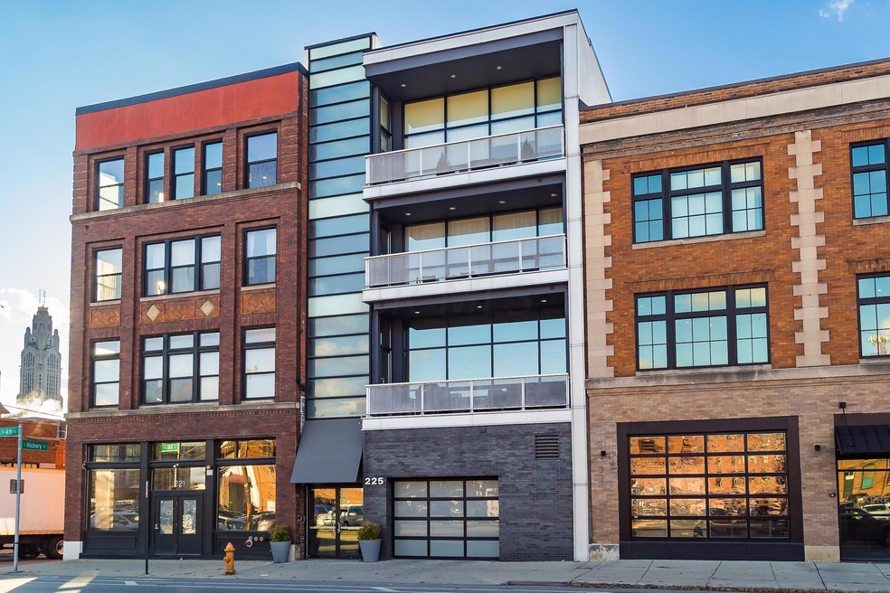 T 225 N 4th St00001-2