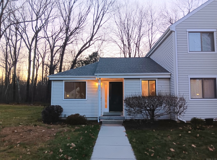 35 Nutmeg Rd unit B3, Middlebury, CT 06762 - photo 1