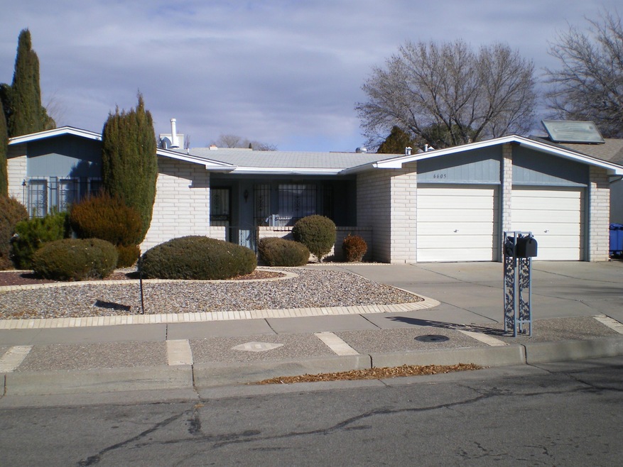 6605 Orphelia Ave NE, Albuquerque, NM 87109 - photo 1