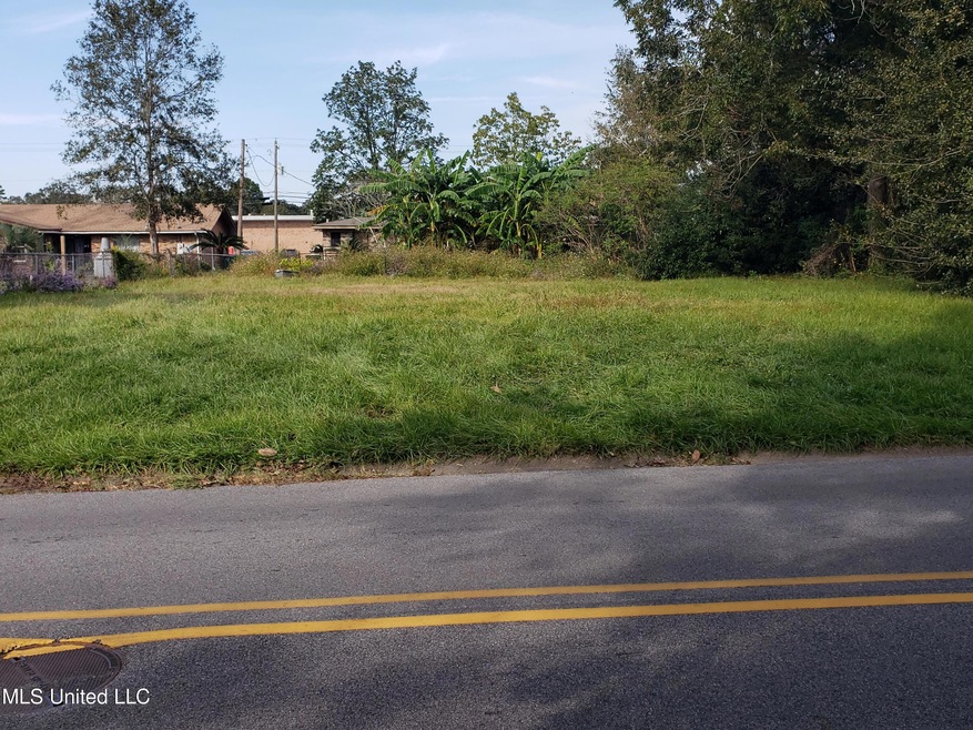 Lot Photo