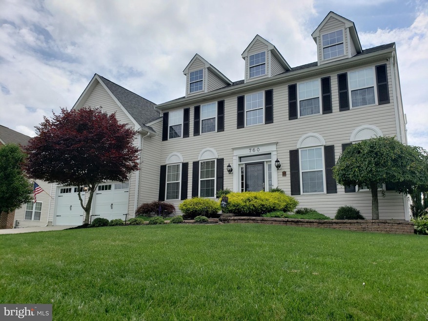 760 Sherwood Dr, Williamstown, NJ 08094 - photo 1