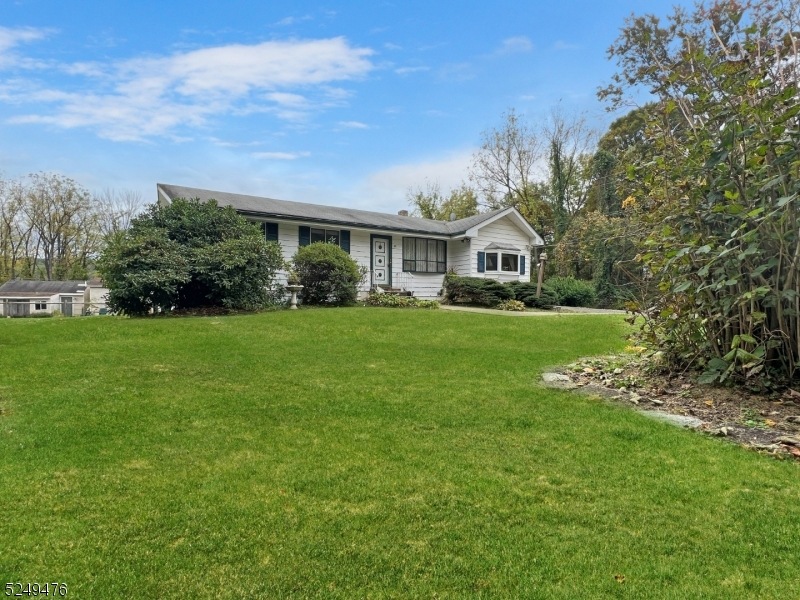 25 Pine St, Port Murray, NJ 07865 MLS 3869213