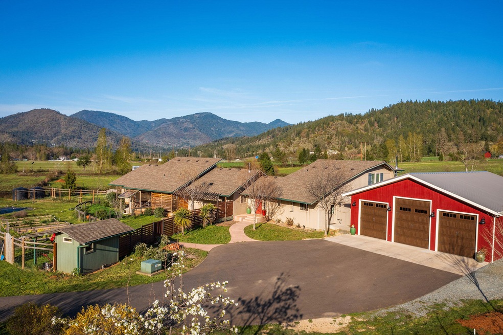 825MurphyCreekRd-001