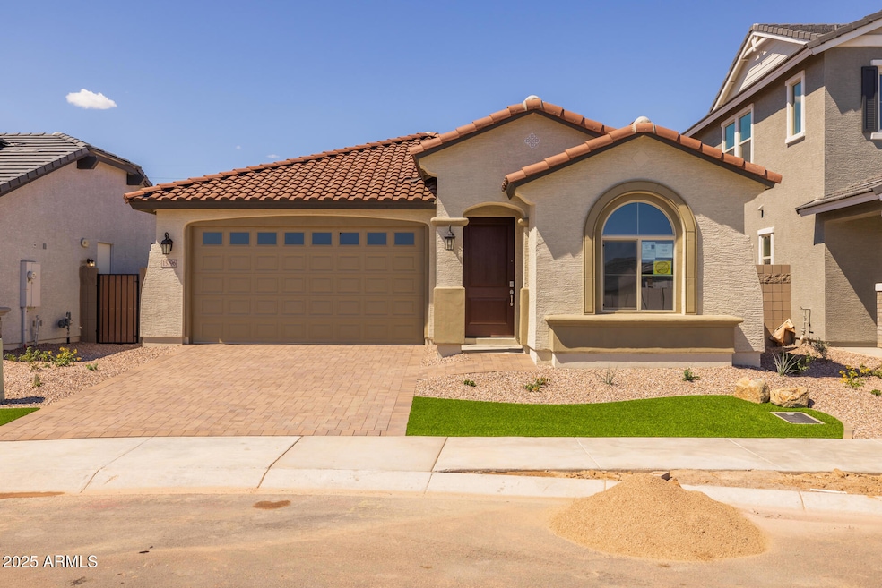 For Sale $447,720 • Co-Listing Agent