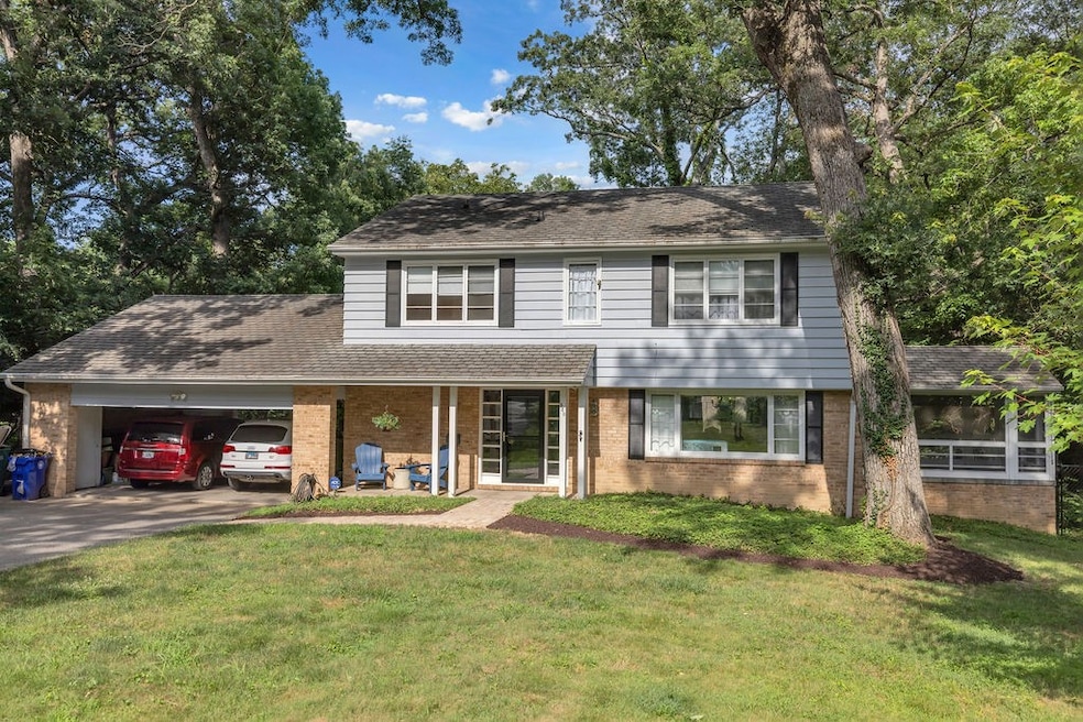 Pending $215,000 • Co-Listing Agent