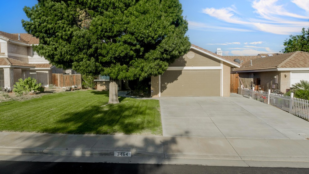 3464 Citrine Ln, Rosamond, CA 93560 - photo 1