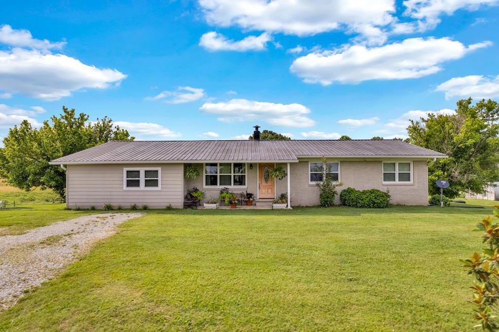 3231 Byrdstown Hwy, Monroe, TN 38573 - photo 1