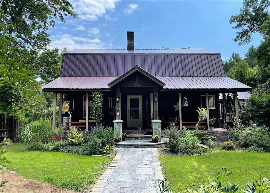 39 Pineapple Place, Barnet, VT 05819 - photo 1