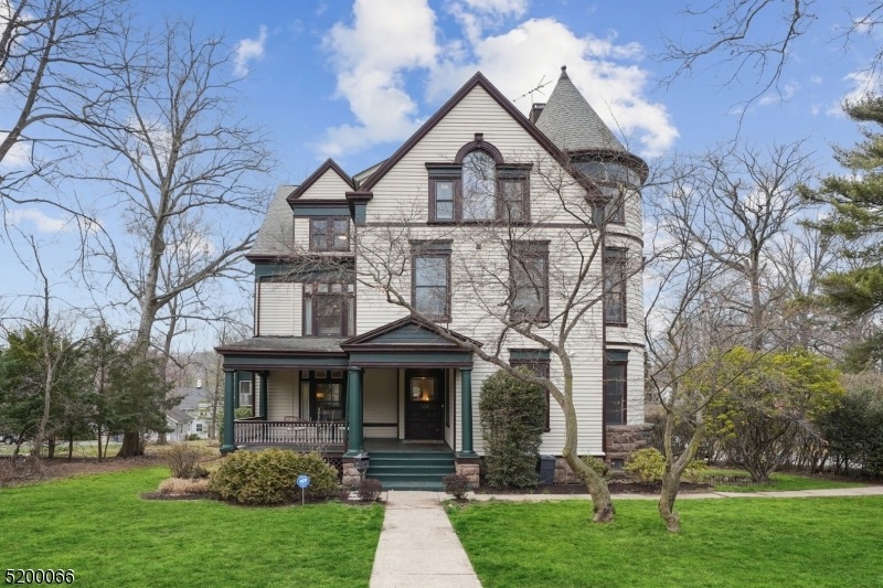 369 Scotland Rd, South Orange, NJ 07079 - photo 1