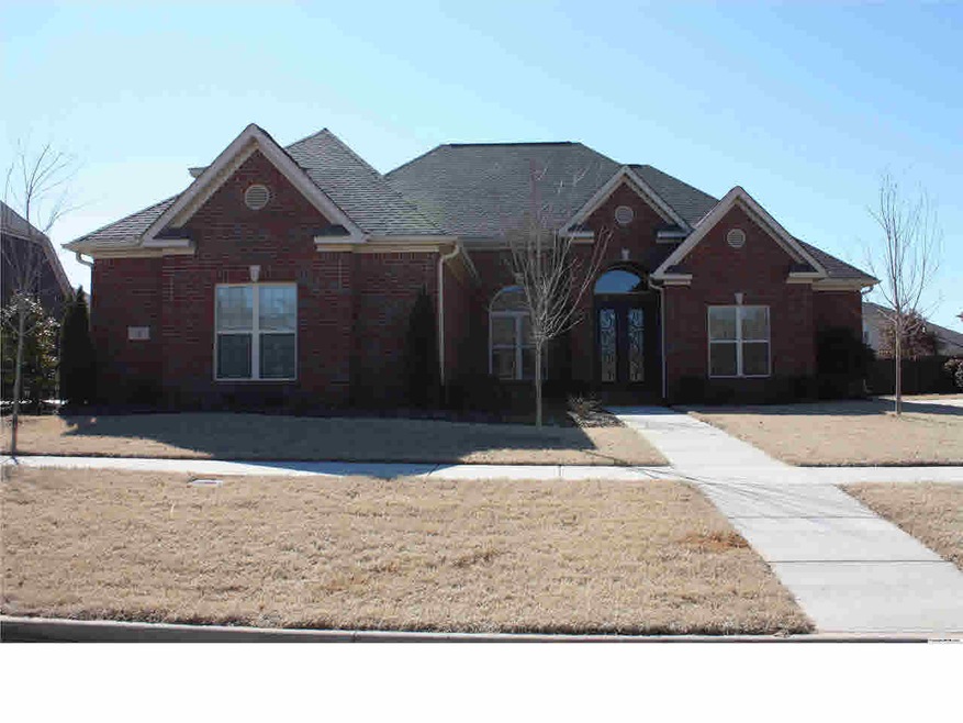 4 Wax Lane, conveniently located to Redstone Arsenal, Bridge Street Shopping and Research Park.