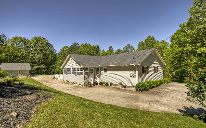 177 Rolling Hills Terrace, Ellijay, GA 30540 - photo 1