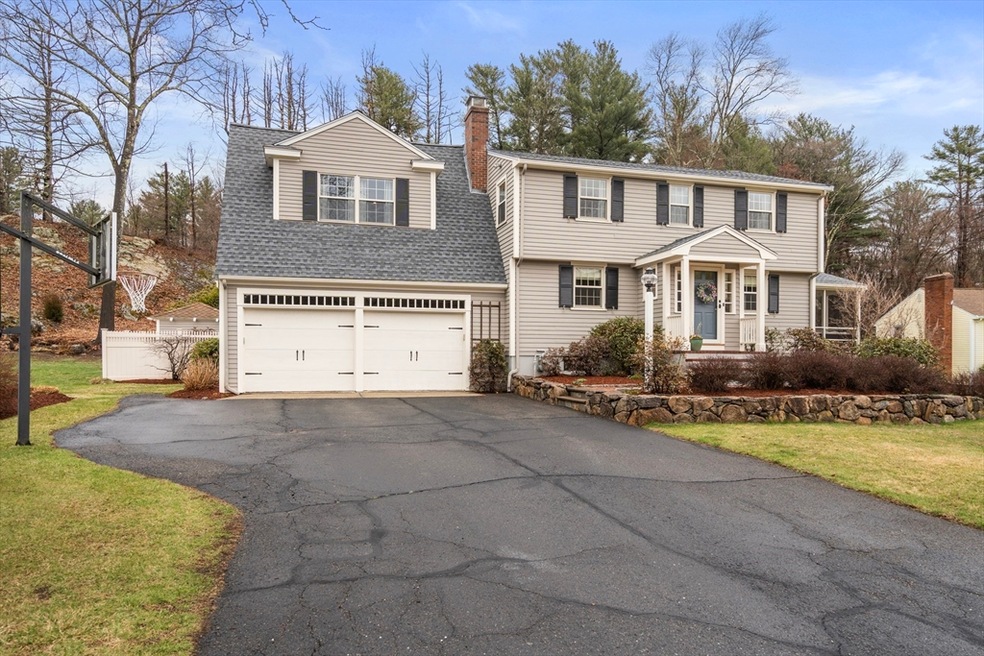 Sold $1,375,000 • Co-Listing Agent