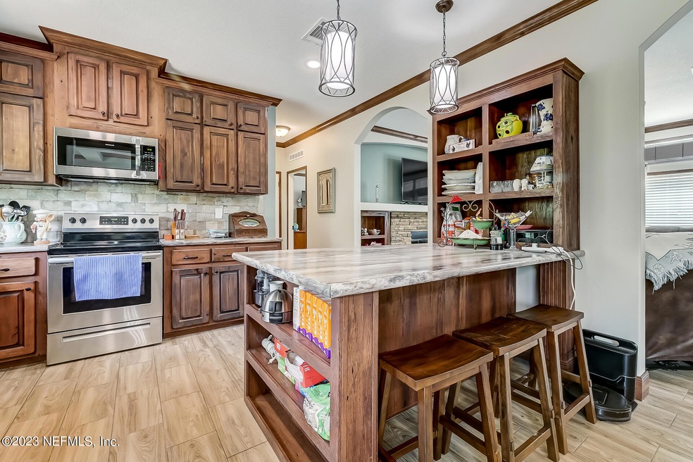 10-web-or-mls-17_15 Ivy Ct