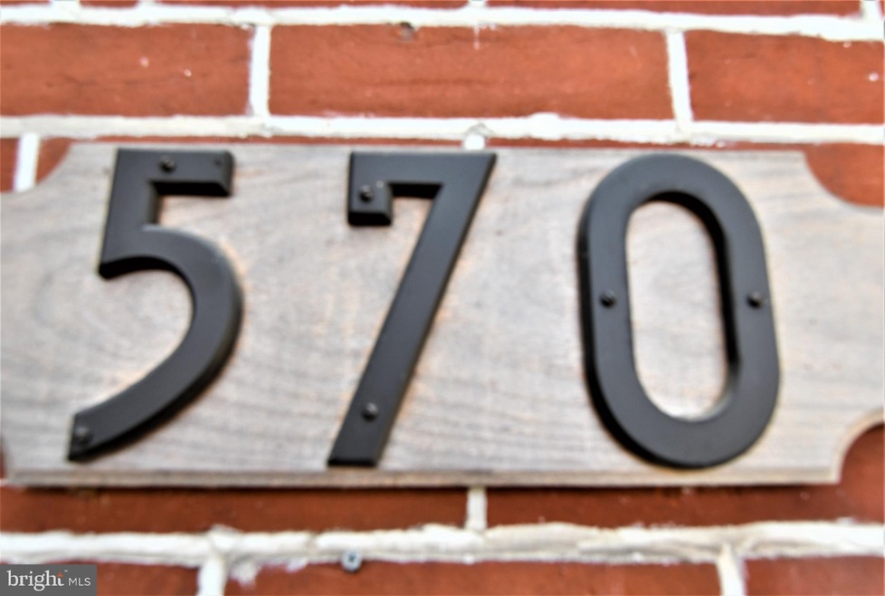 570 Homestead Ln, Ambler, PA 19002 - photo 1