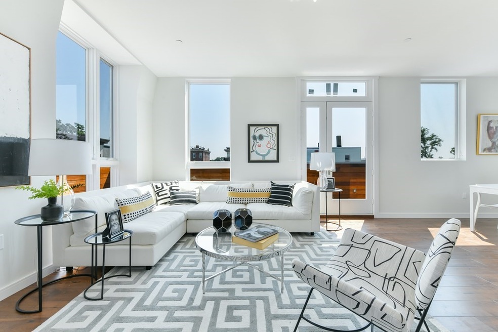 815 E 5th St unit 7, Boston, MA 02127 - photo 1