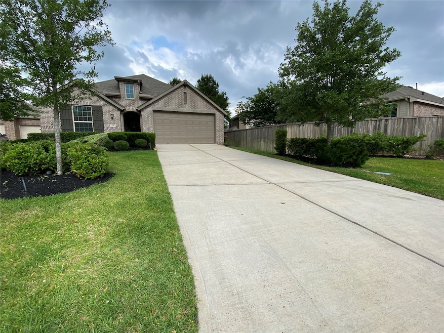 210 Emory Birch, Montgomery, TX 77316 - photo 1