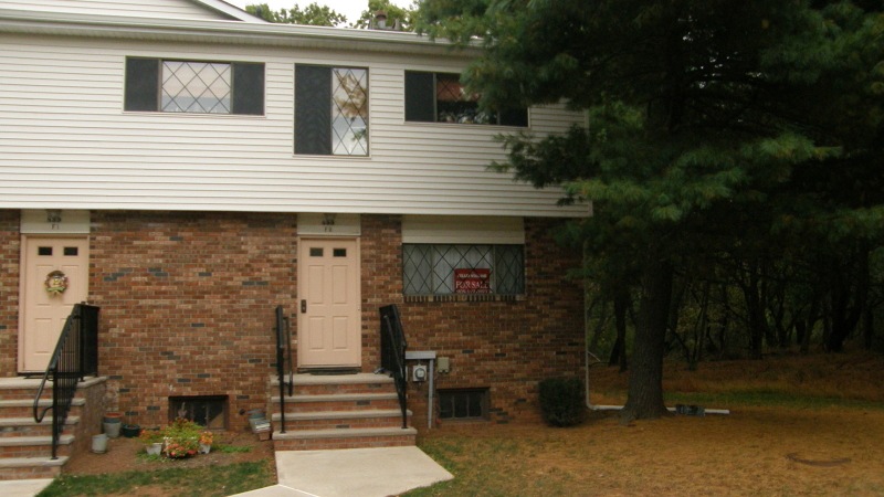 899 Merritt Dr unit F-2, Hillsborough, NJ 08844 - photo 1