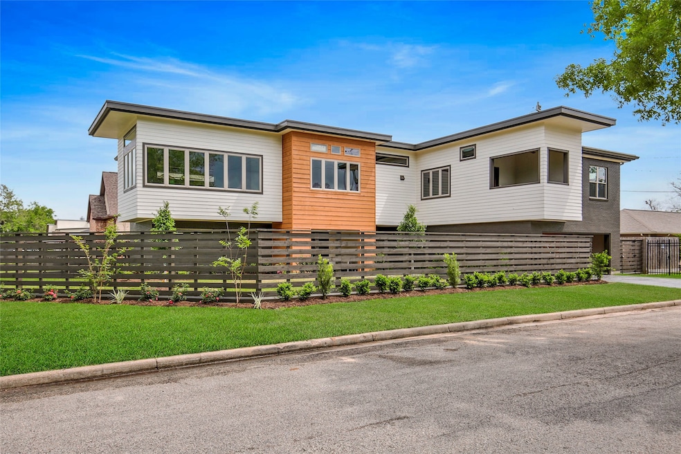 3506 Griggs Rd, Houston, TX 77021 - photo 1