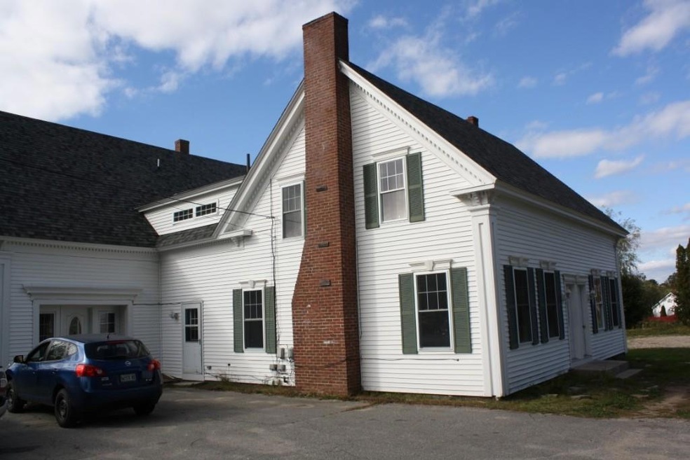 983 Wiscasset Rd, Boothbay, ME 04537 - photo 1