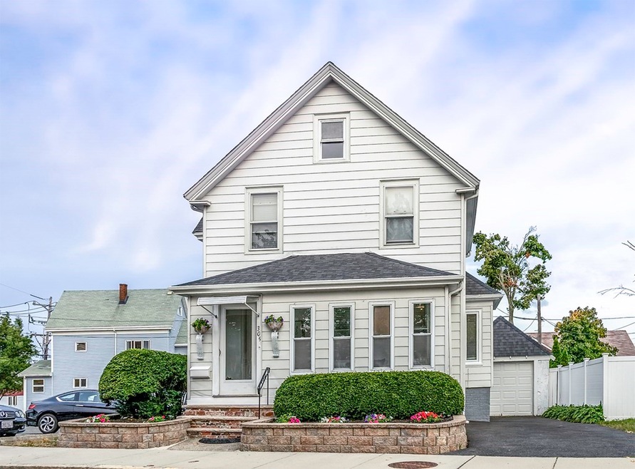 305 Winthrop St, Winthrop, MA 02152 - photo 1