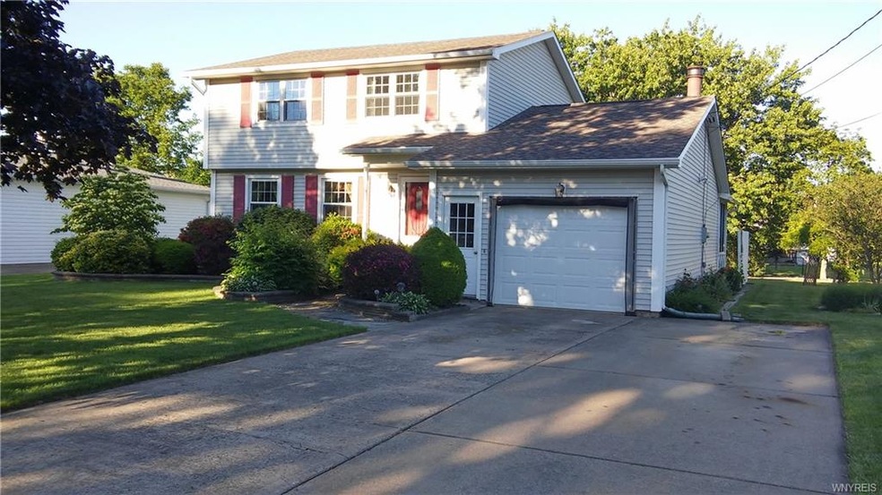 7265 Nickett Dr, North Tonawanda, NY 14120 - photo 1