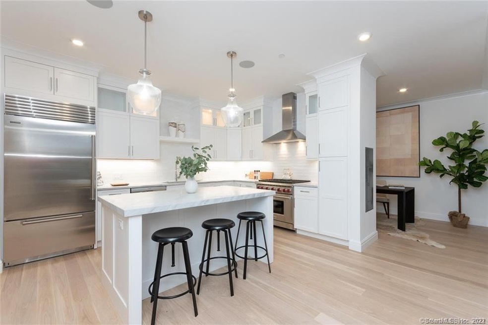 203 Gramercy Park unit 203, New Canaan, CT 06840 - photo 1