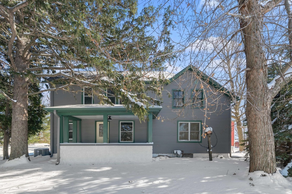 For Sale $399,500 • Co-Listing Agent