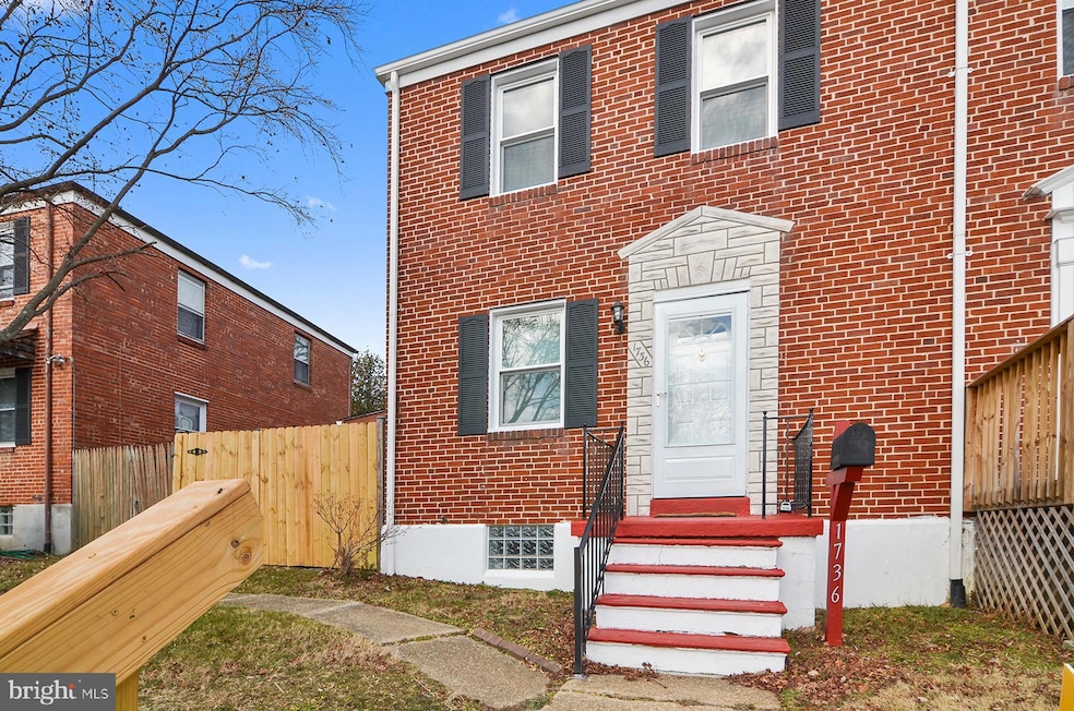 1736 Pin Oak Rd, Parkville, MD 21234 - photo 1