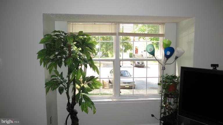 9209 Howland Rd, Laurel, MD 20723 - photo 1