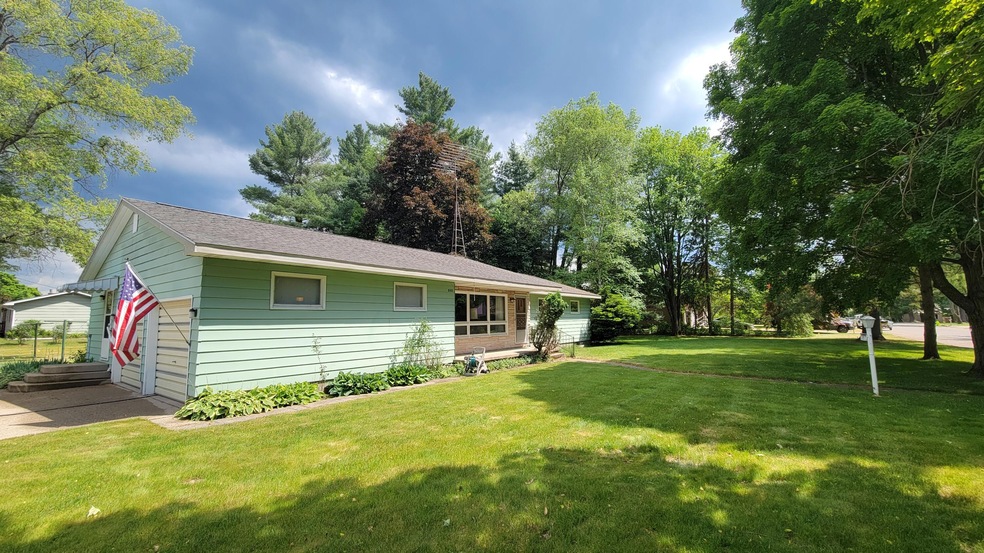 9167 Tavi St, Kaleva, MI 49645 - photo 1