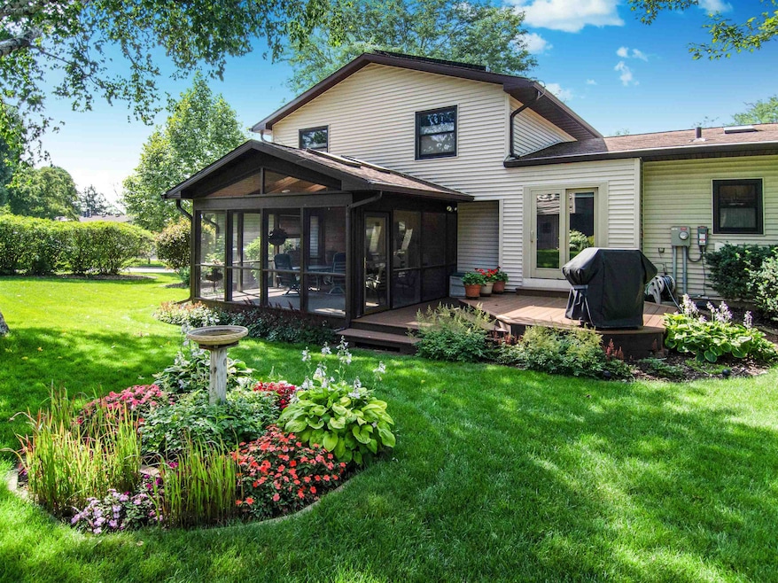 3716 Lexington Cir, Middleton, WI 53562 - photo 1