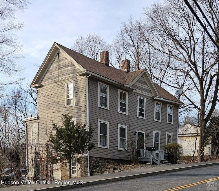 36 Spring St unit 3, Chatham, NY 12037 - photo 1