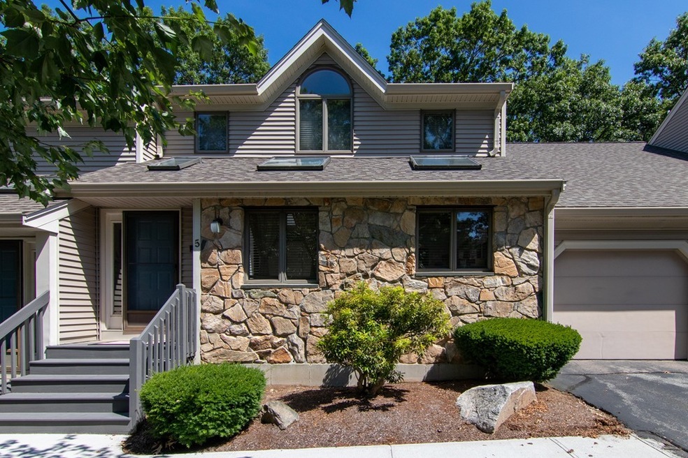 5 Dogwood Cir unit 5, Franklin, MA 02038 - photo 1
