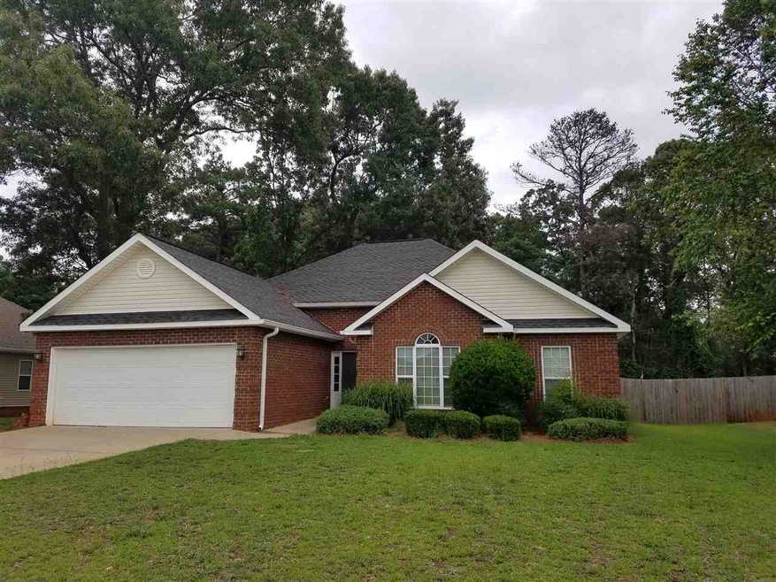 3 Bedrooms, 2 Bathrooms. Updated w/custom  paint, 