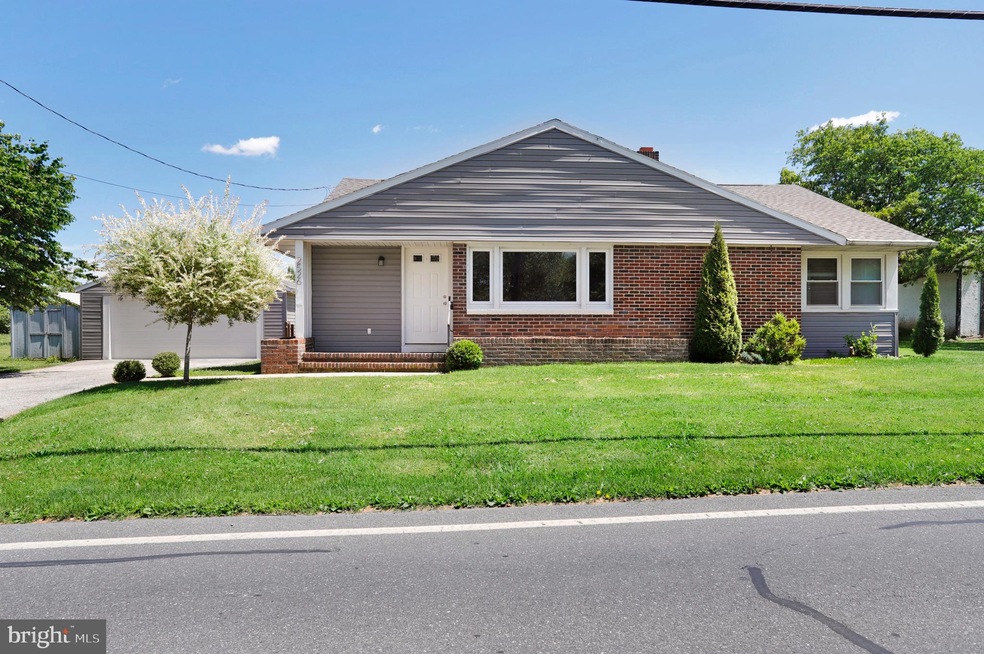 2526 Scotland Rd, Chambersburg, PA 17201 - photo 1